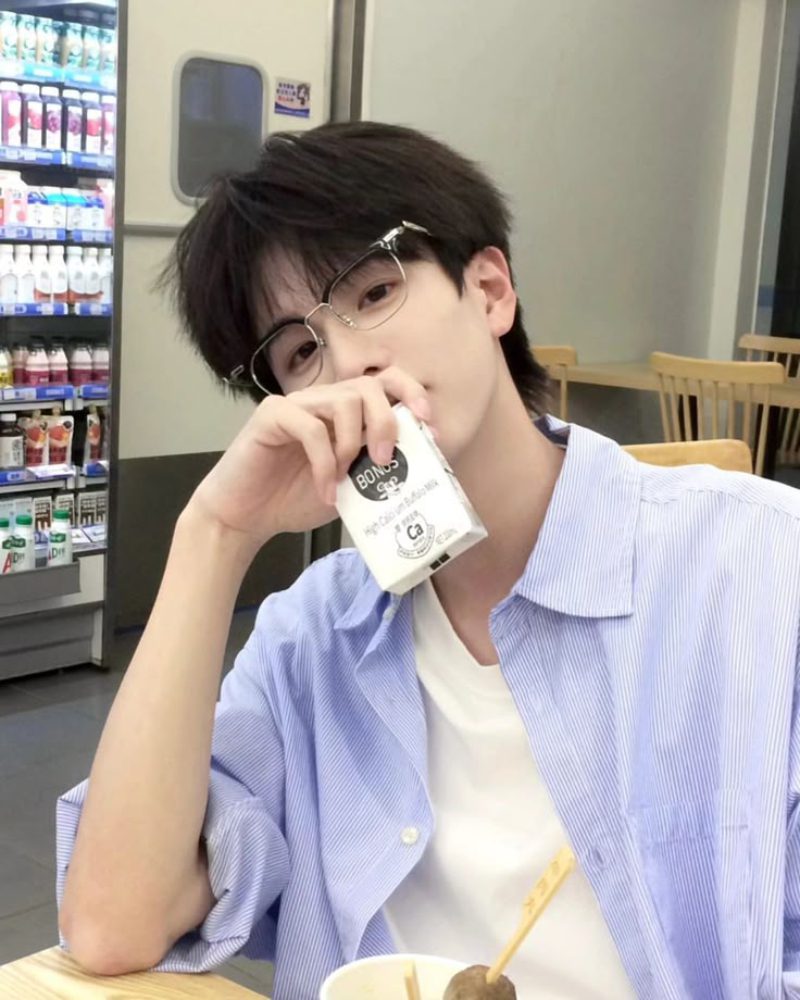 ảnh trai Trung Quốc che mặt 5