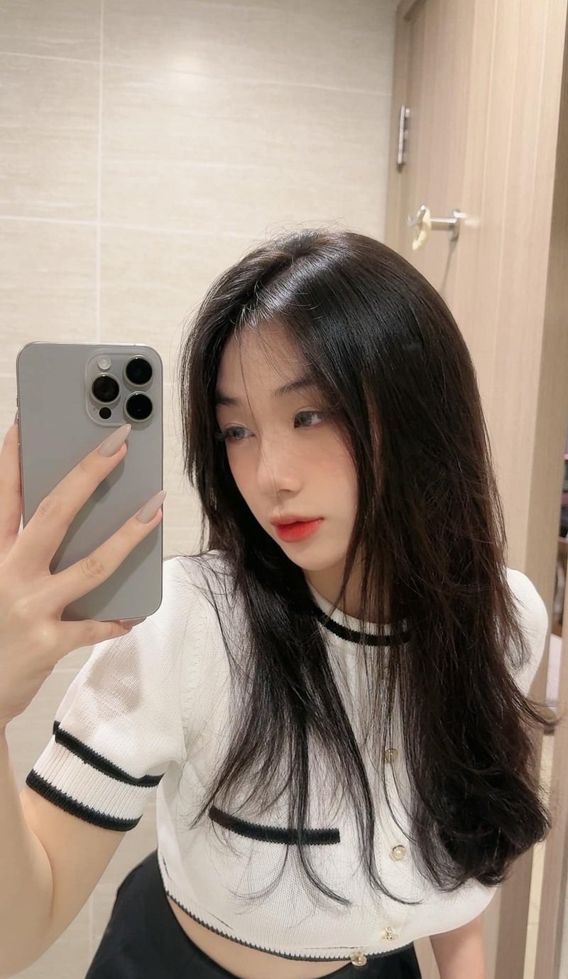 ảnh Trần Hà Linh 3