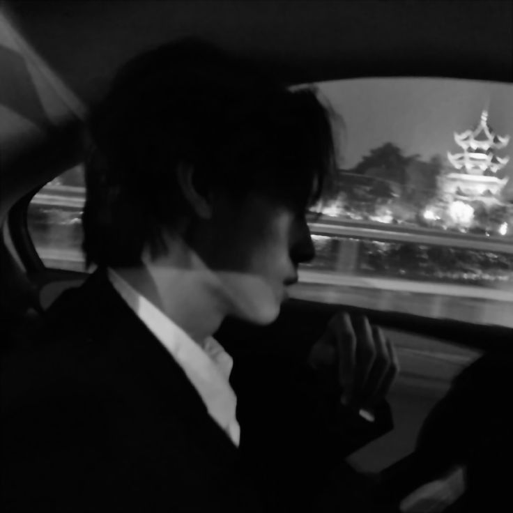 Avatar buồn con trai 2