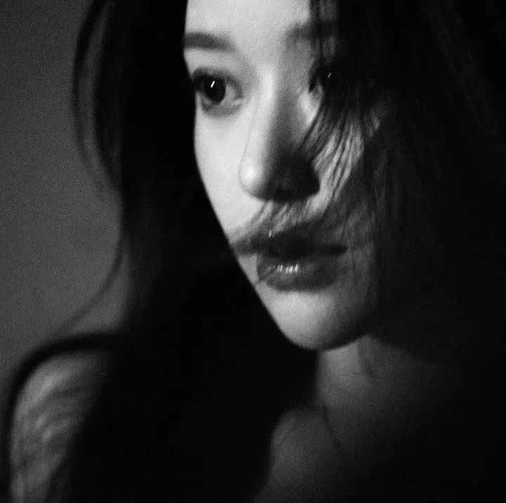 Avatar Buồn Nữ 5