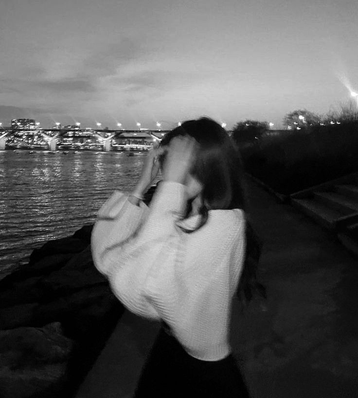 Avatar Buồn Nữ 3