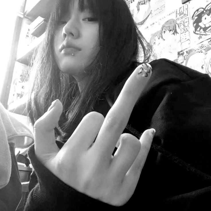 Avatar Nữ Ngầu 11