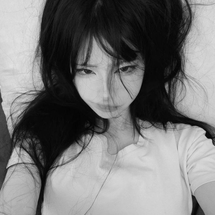 Avatar Nữ Ngầu 4