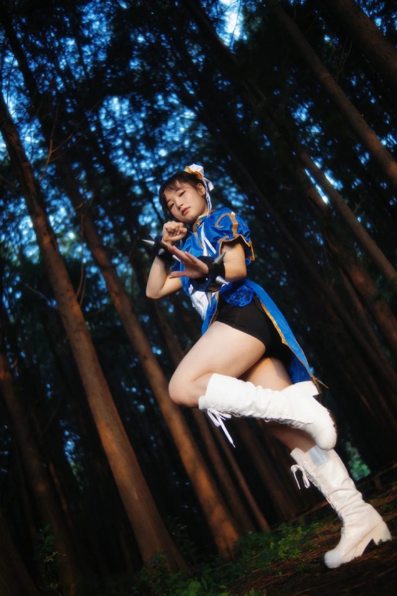 ảnh Chun Li cosplay 12