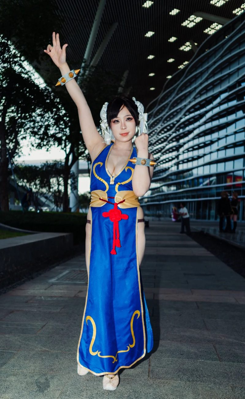 ảnh Chun Li cosplay 20