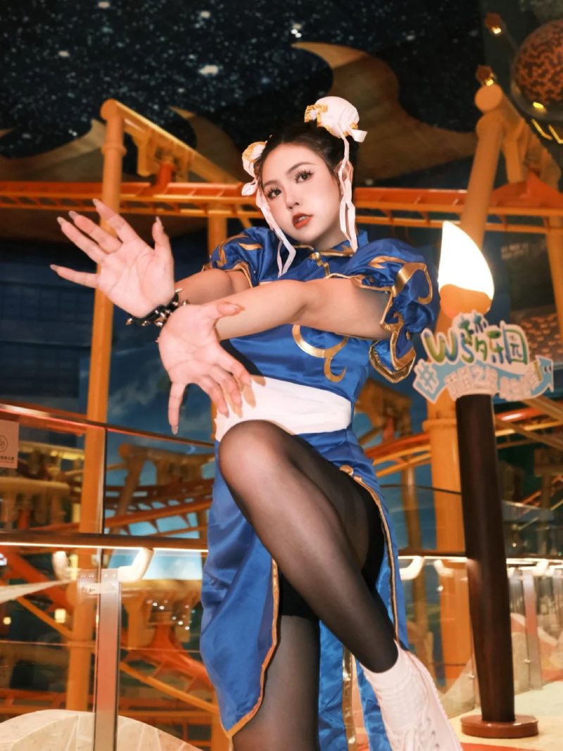 ảnh Chun Li cosplay 28