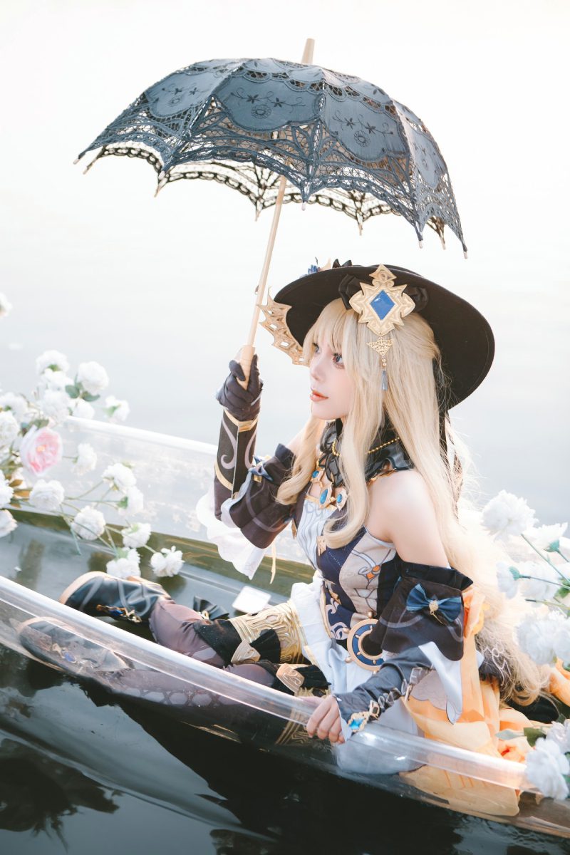 ảnh cosplay Navia 23