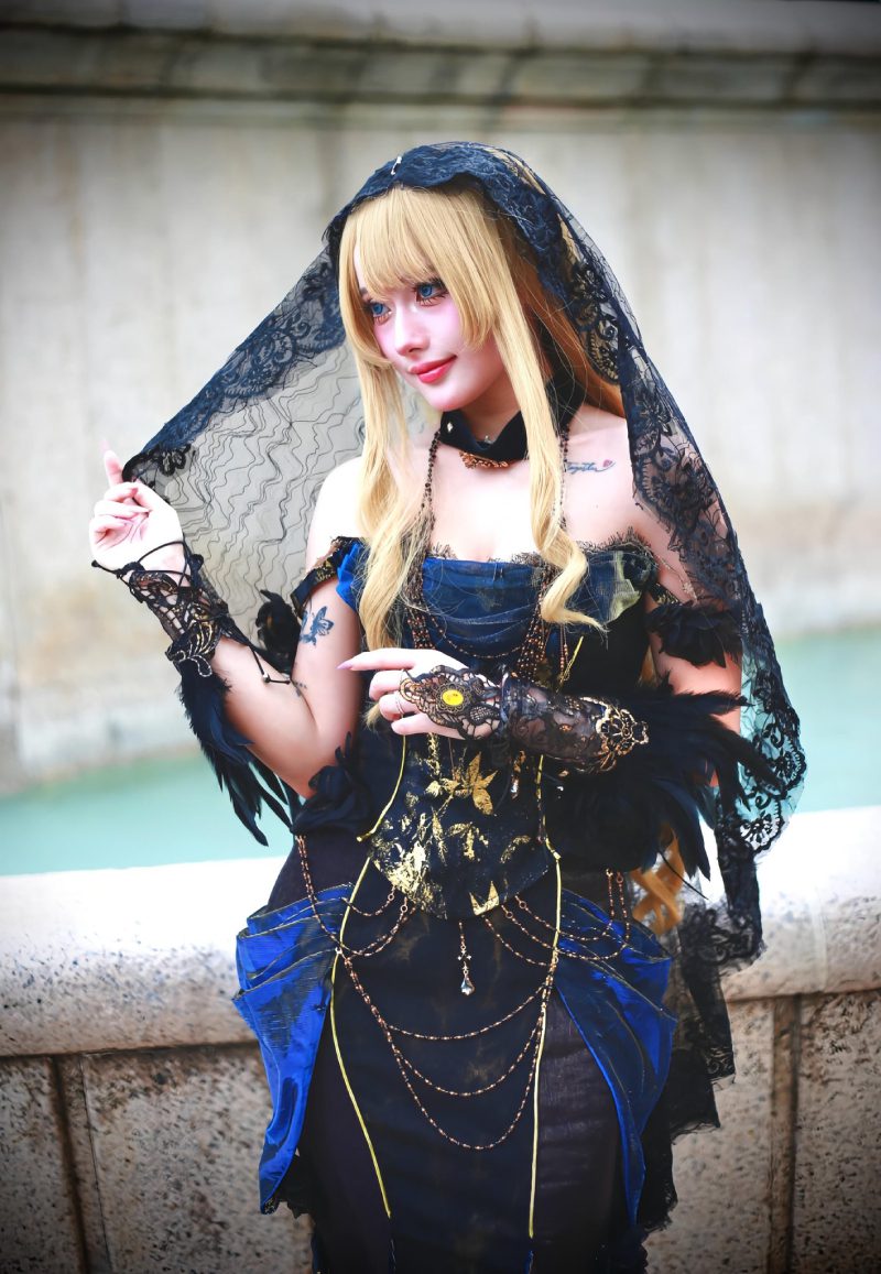 ảnh cosplay Navia 20