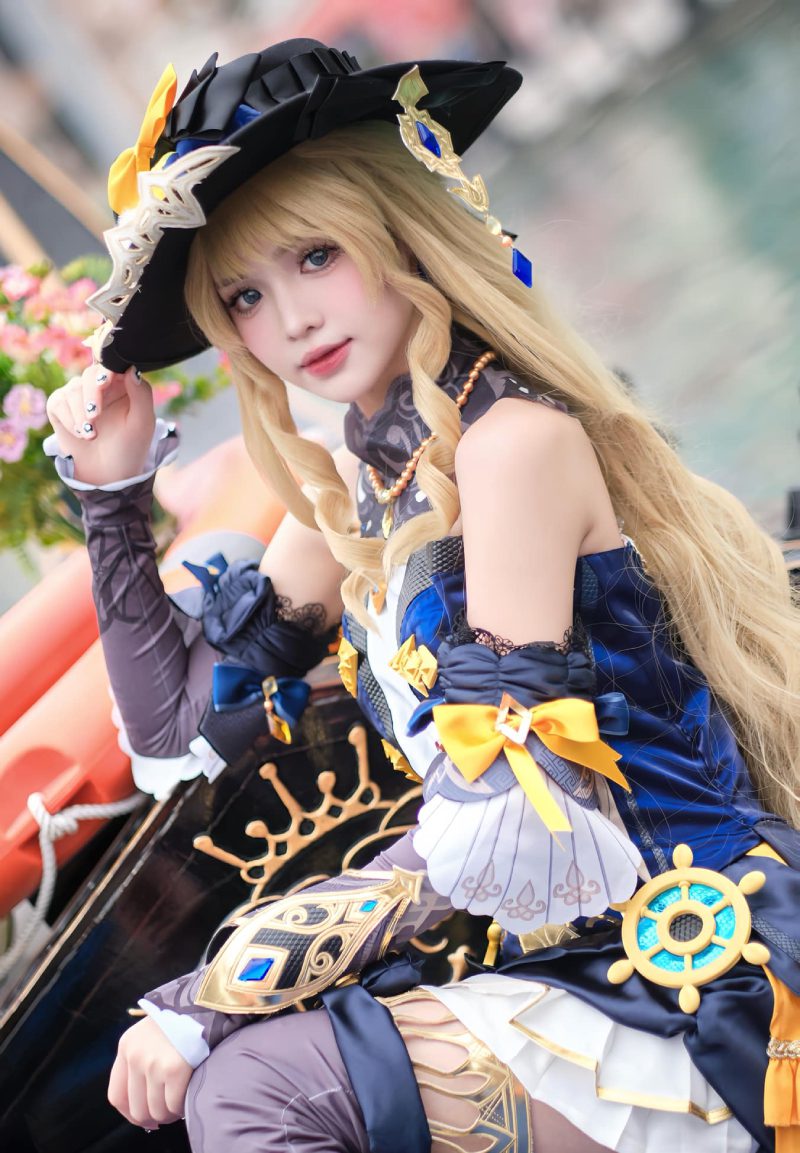 ảnh cosplay Navia 29