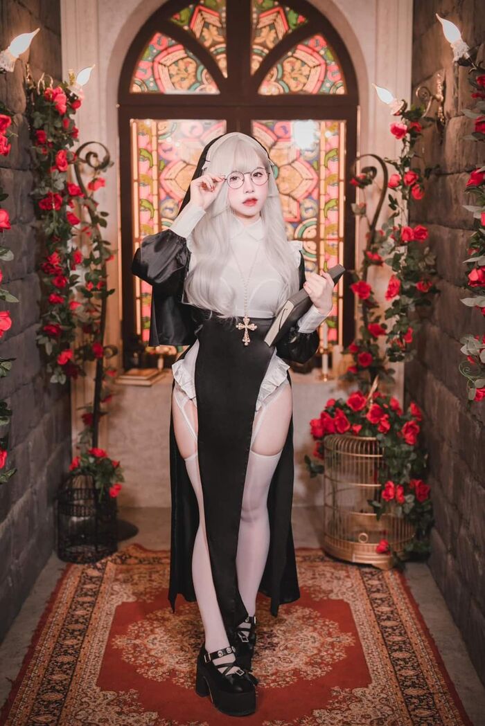 ảnh cosplay ma nữ 9