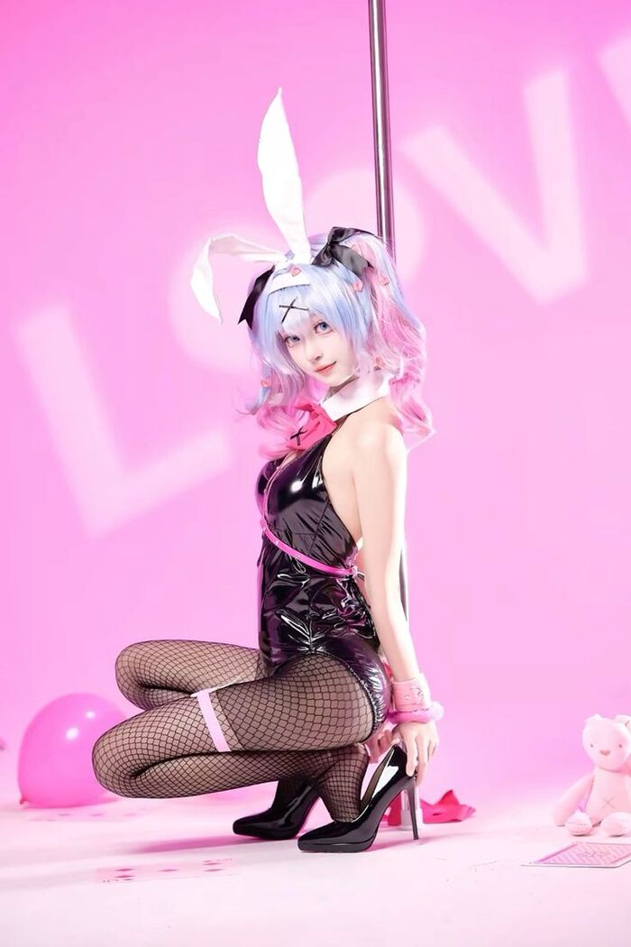 ảnh cosplay thỏ 8