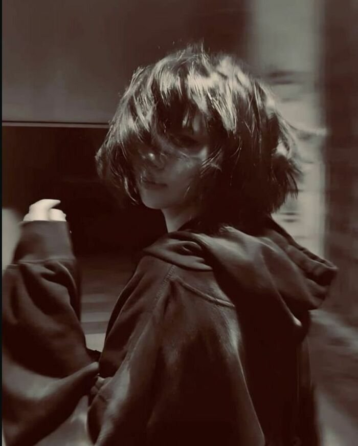 Sad DP for Instagram 3