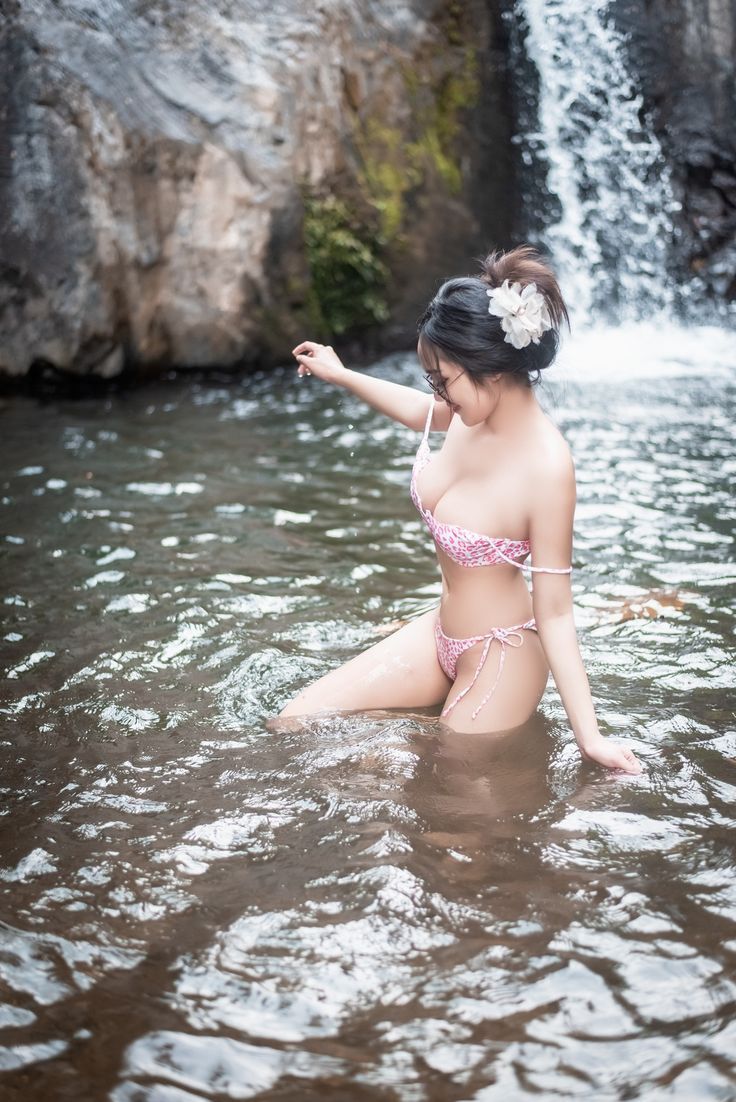 Hình gái đẹp mặc bikini 15