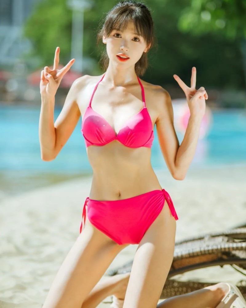 Ảnh Gái Nhật mặc bikini 24