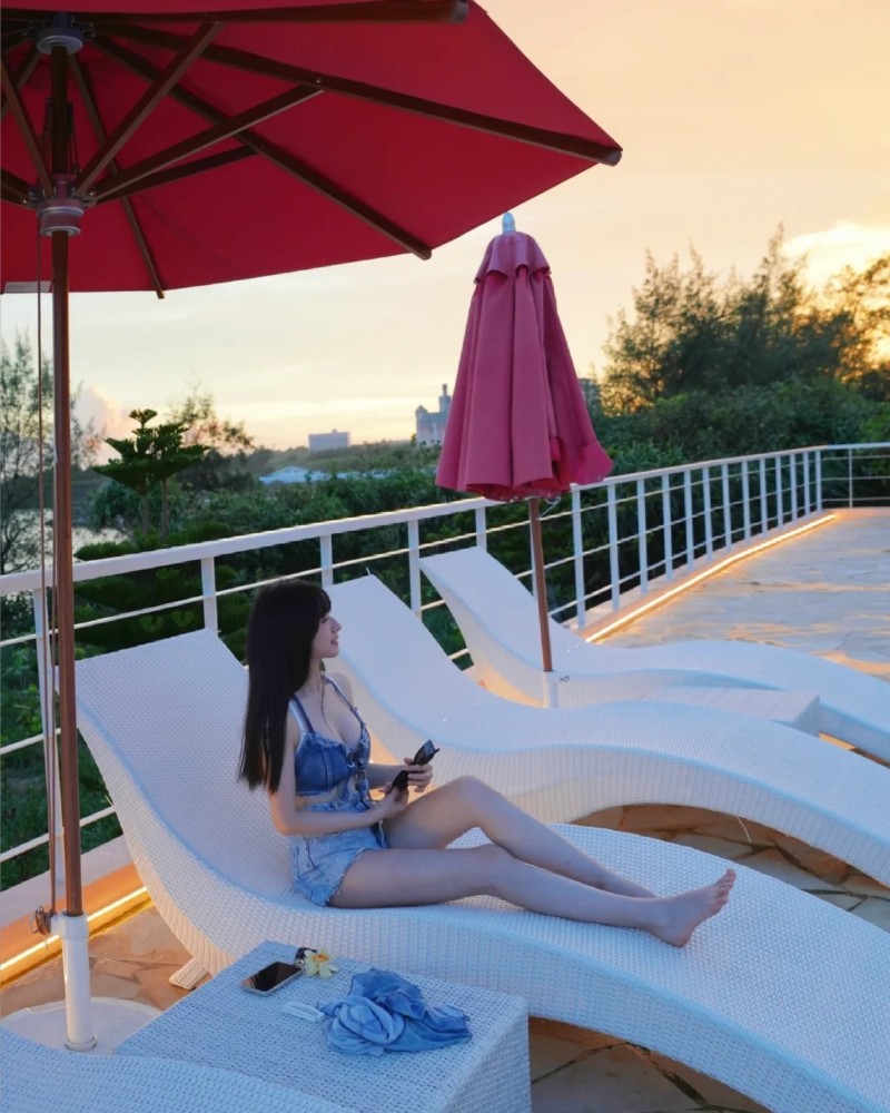 Ảnh Gái Nhật mặc bikini 15