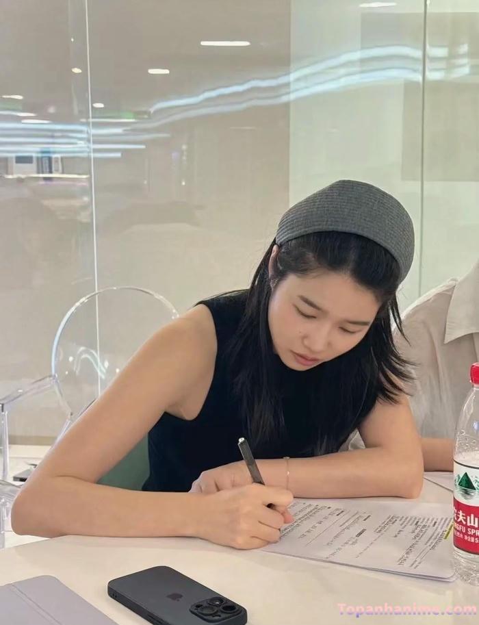 Ảnh gái văn phòng 68