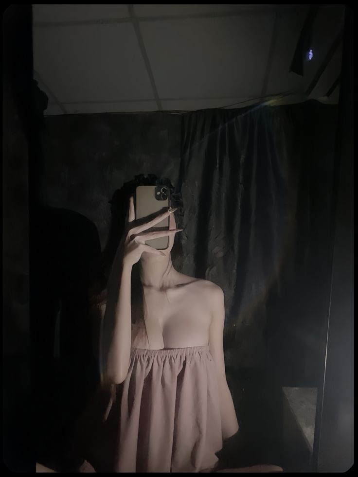 hình Gái vú bự 4