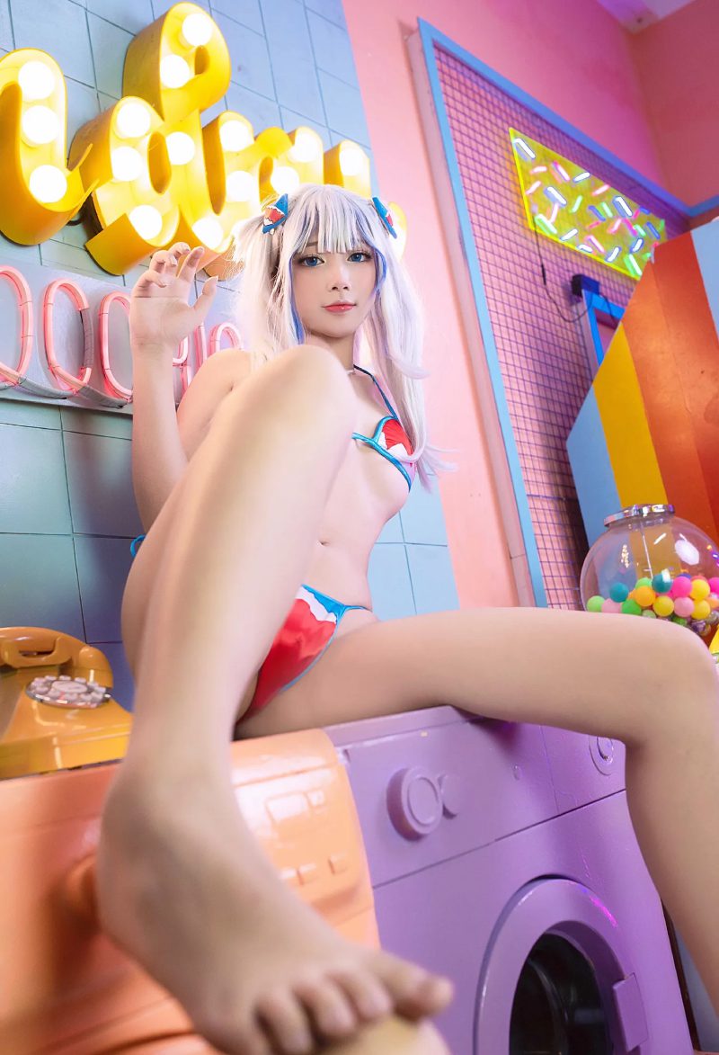 gái xinh cosplay Gawr Gura bổ mắt 4