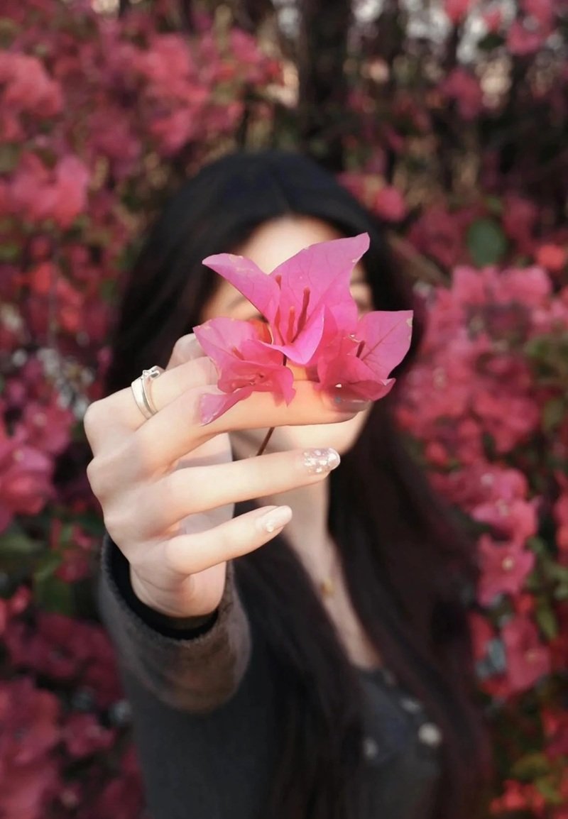 gái xinh che mặt 34