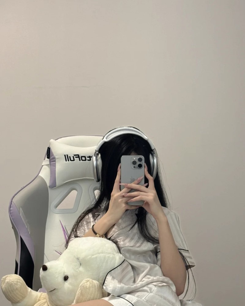 Gái xinh live stream 15