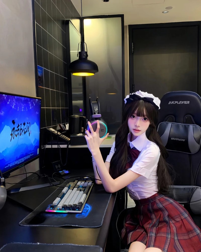 Gái xinh live stream 13