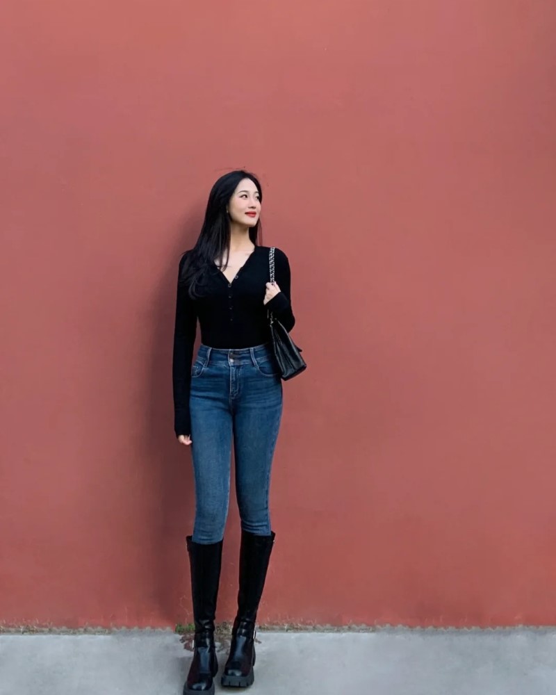 gái xinh mặc quần bó sát 41