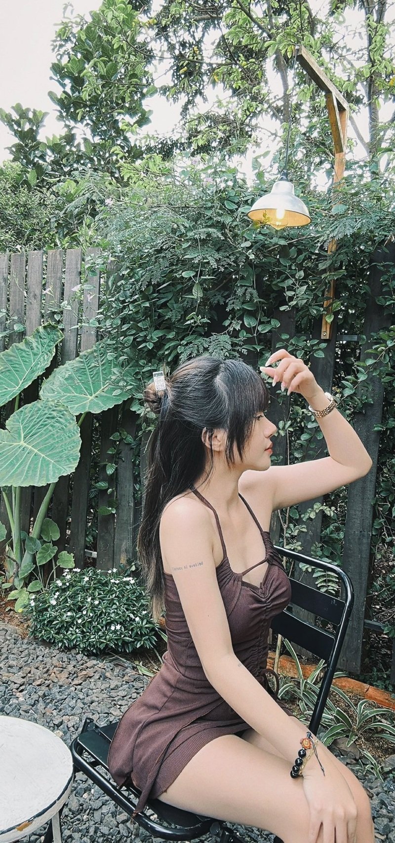 ảnh gái xinh mặc váy 16