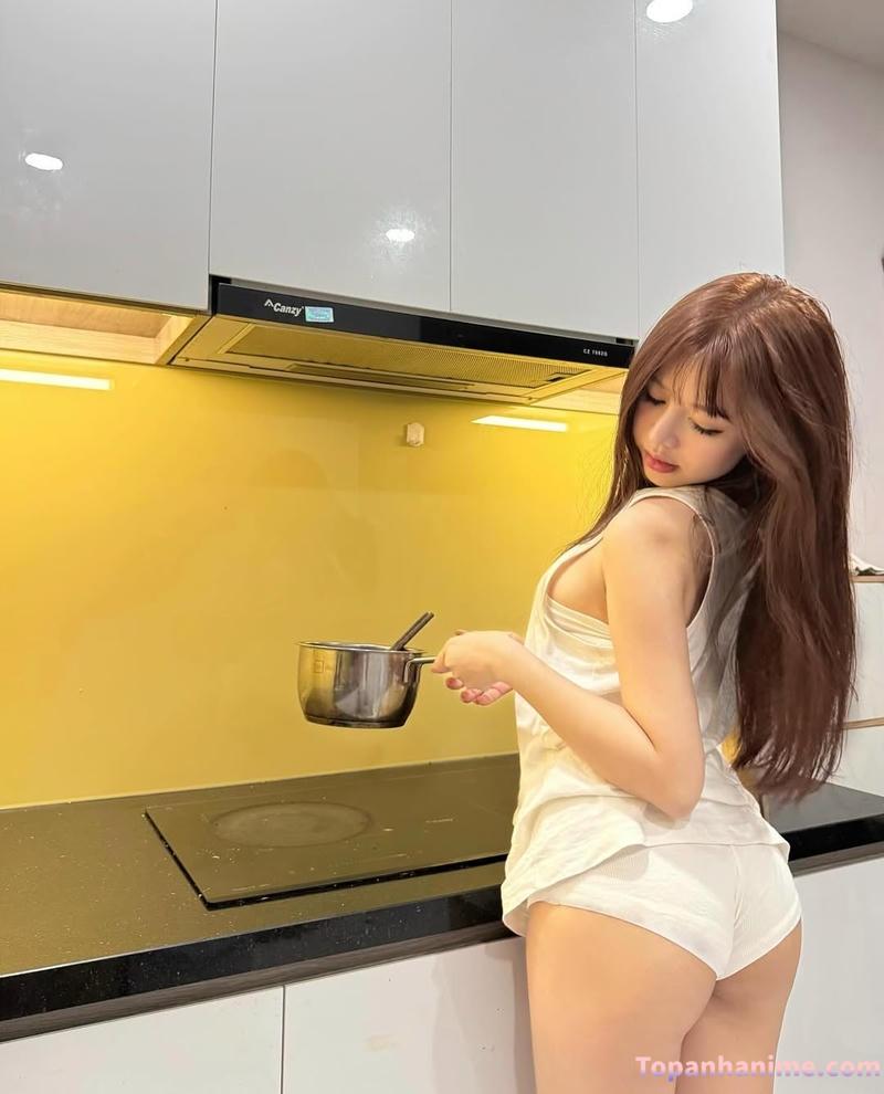 ảnh gái mặc quần ngắn 71