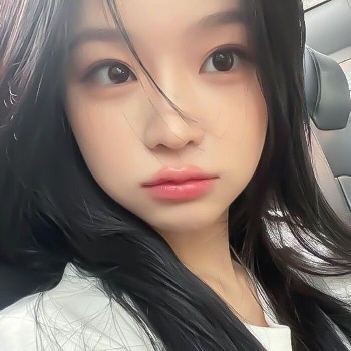 Girl DP for WhatsApp 17