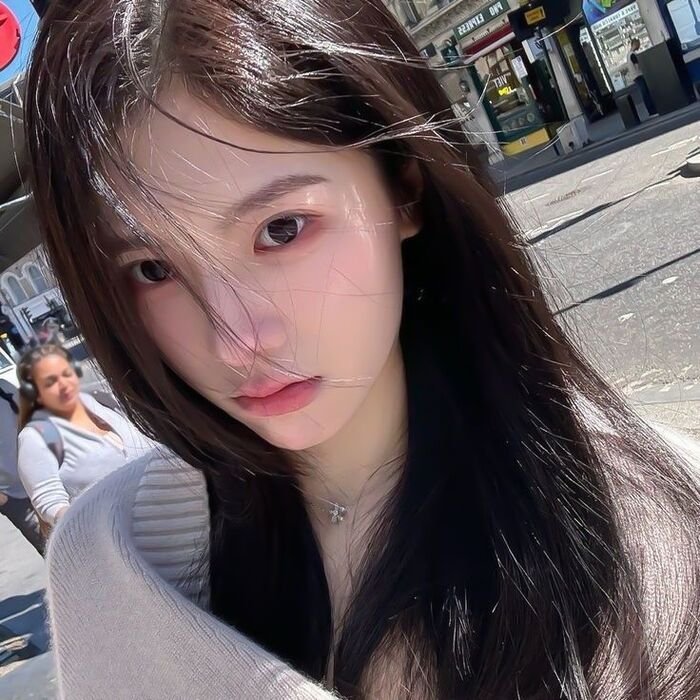 Girl Photo Simple 24