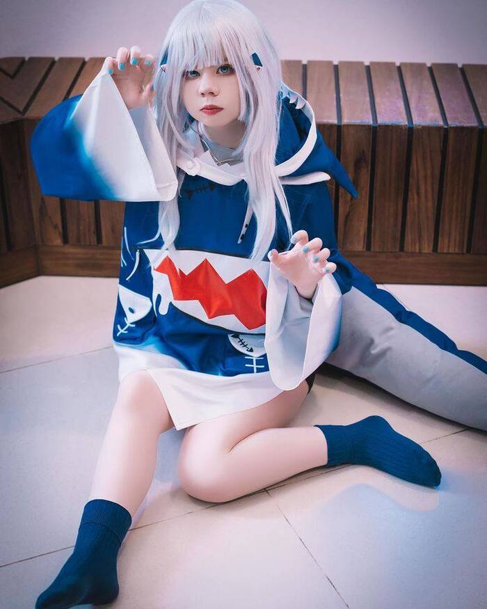 Ảnh Yaoyaoqwq Gawr Gura cosplay 31