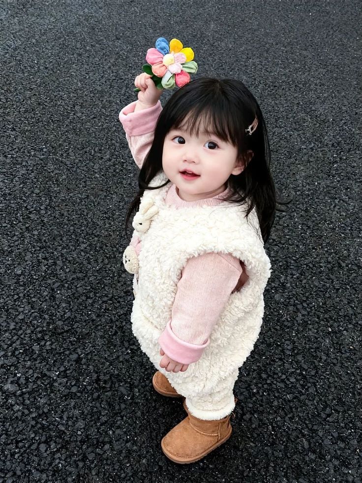 Hình Ảnh Em Bé Đẹp Như Thiên Thần 8