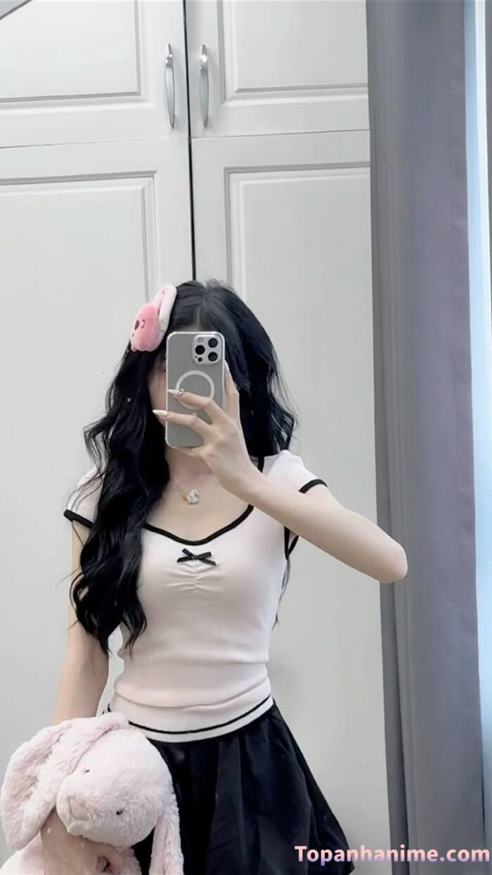 Ảnh gái xinh che mặt bằng điện thoại 60