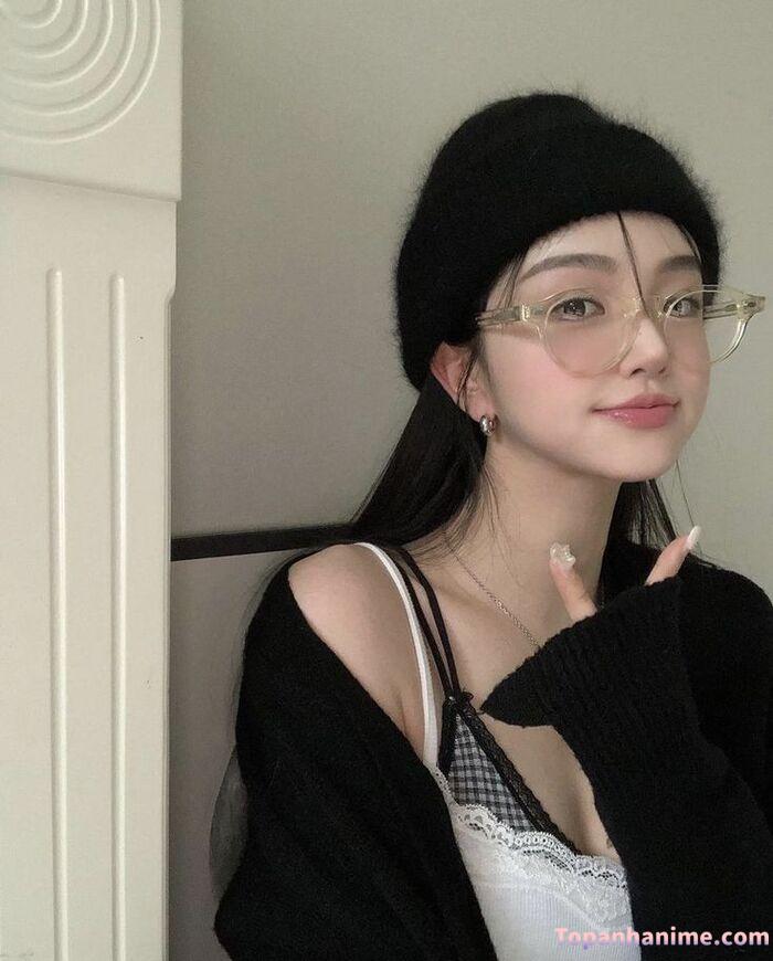 Ảnh gái xinh đeo kính 62