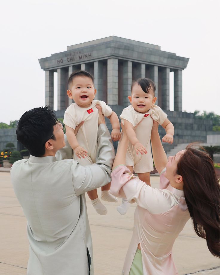 Hình Ảnh Gia Đình Hạnh Phúc 13