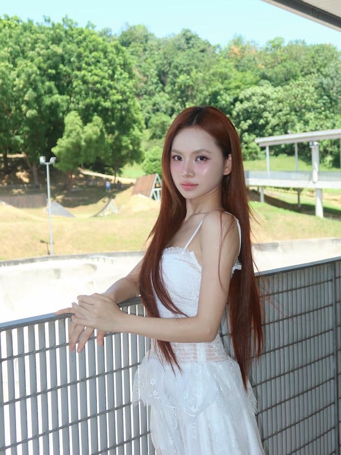 Ngô Lan Hương bikini 19