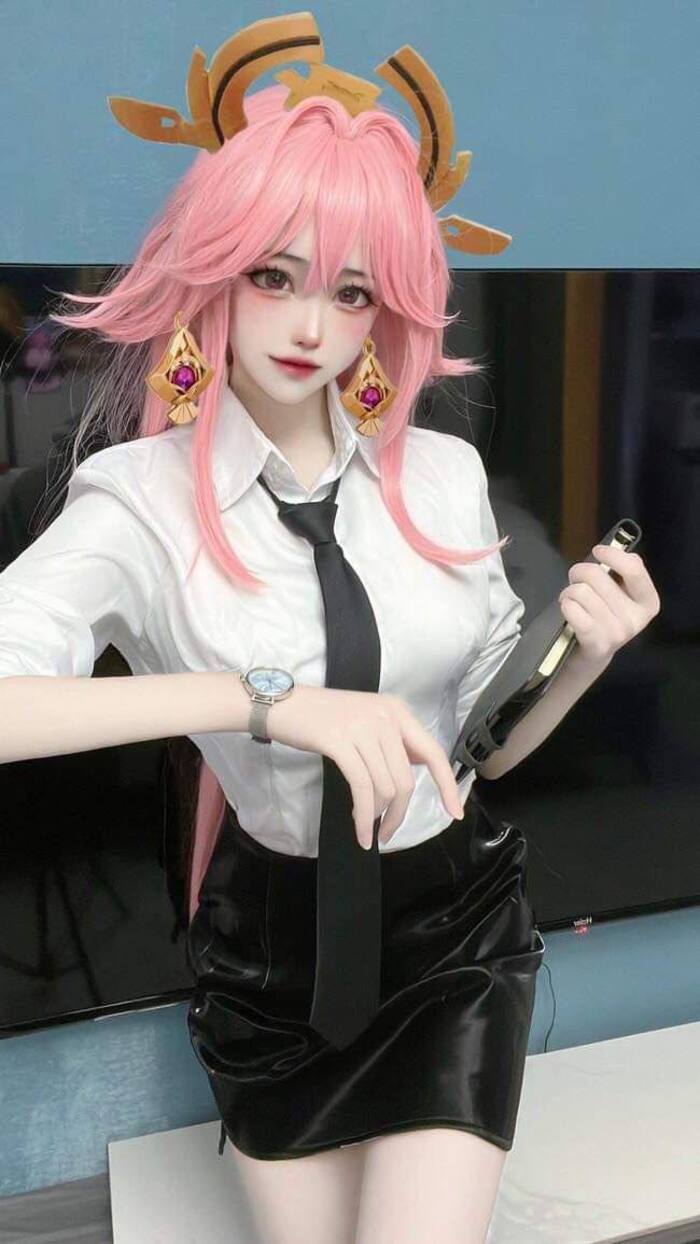 ảnh Yae Miko cosplay 10