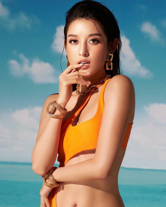 Huyền My bikini 23