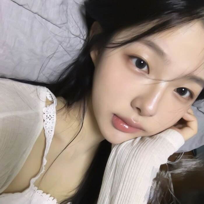 Girl Photo Simple 30