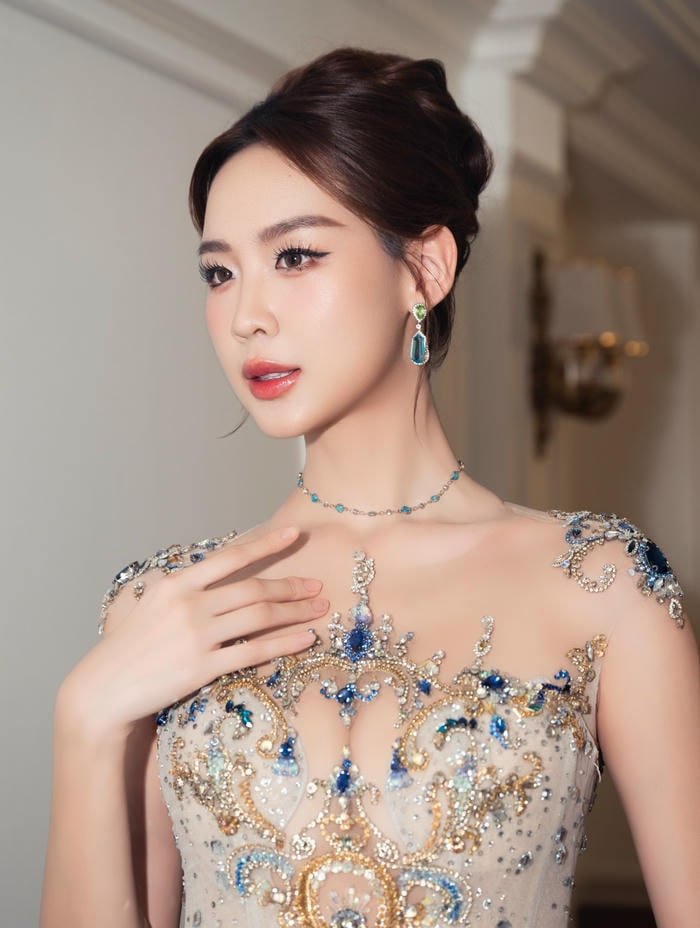 Lê Nguyễn Bảo Ngọc bikini 26