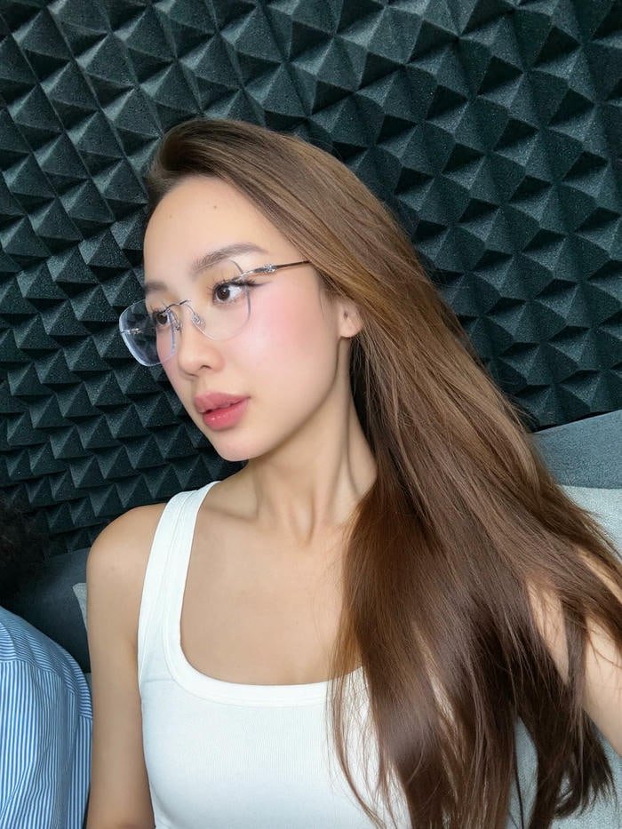 Lê Nguyễn Bảo Ngọc bikini 33