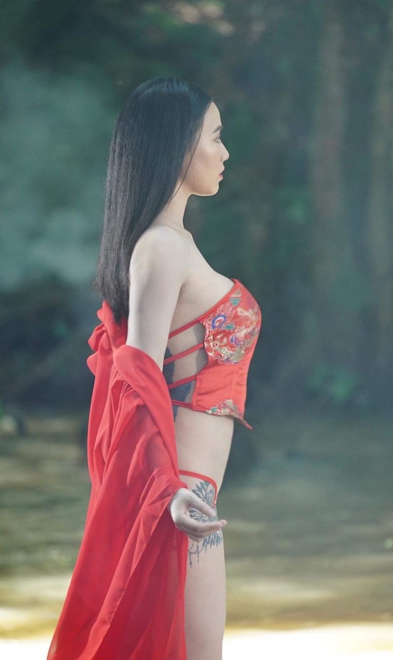 hình ảnh Linh miu Sexy 38