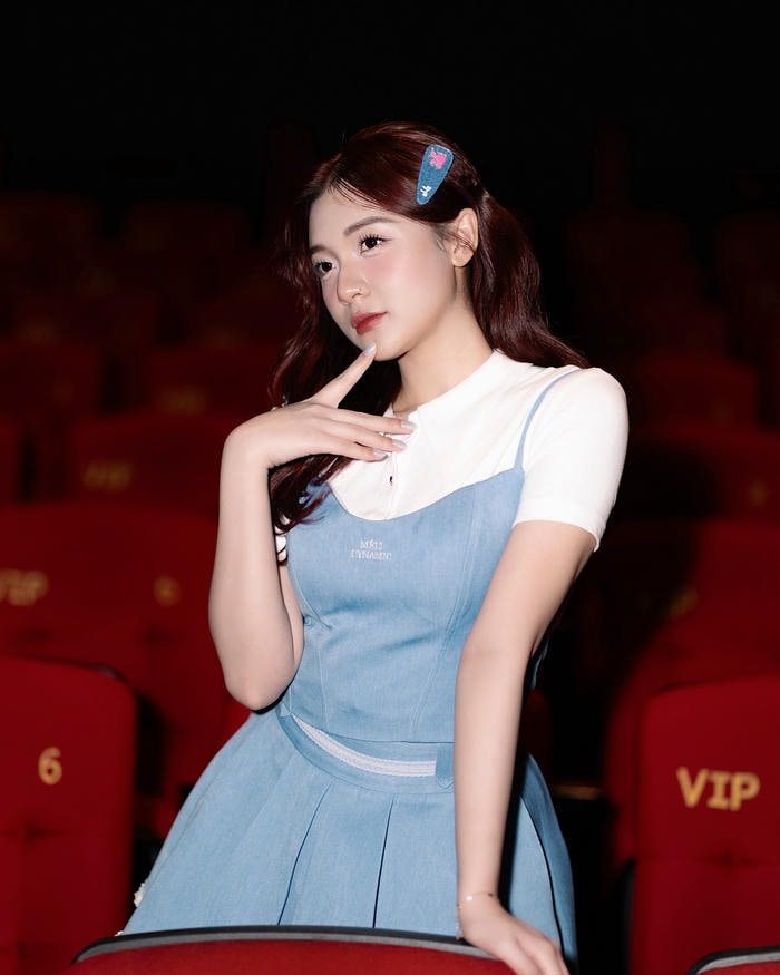 MC Phương Thảo bikini 24