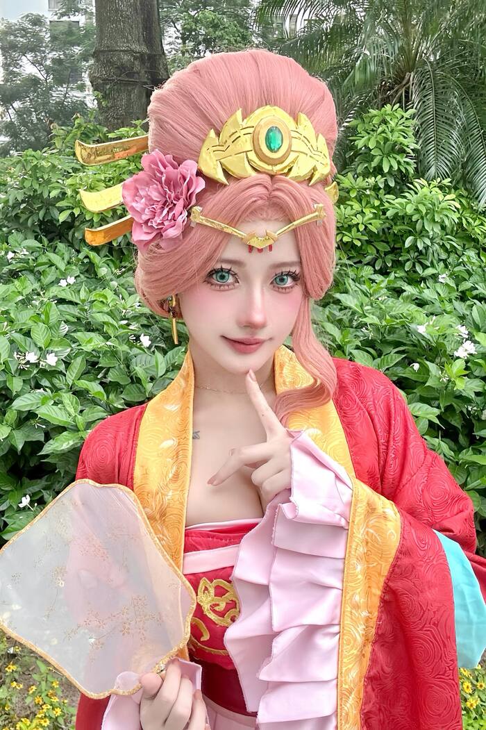 ảnh Nguyễn Thị Hà Vi cosplay 15