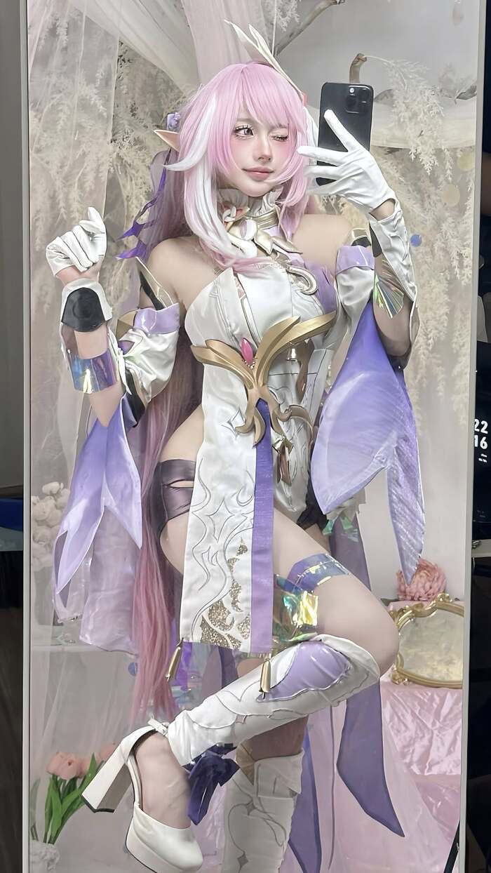 ảnh Nguyễn Thị Hà Vi cosplay 26