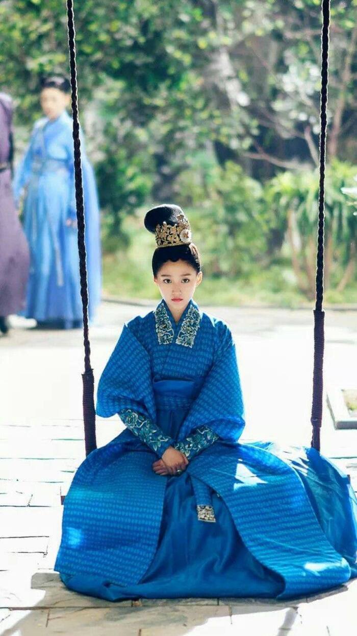 ảnh Phượng Tù Hoàng cosplay 15