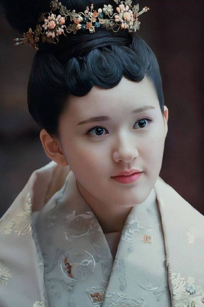 ảnh Phượng Tù Hoàng cosplay 25