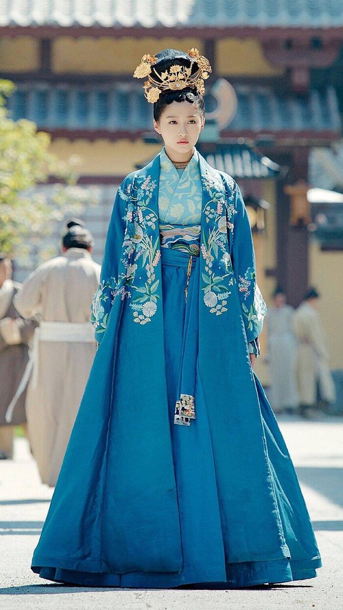 ảnh Phượng Tù Hoàng cosplay 26