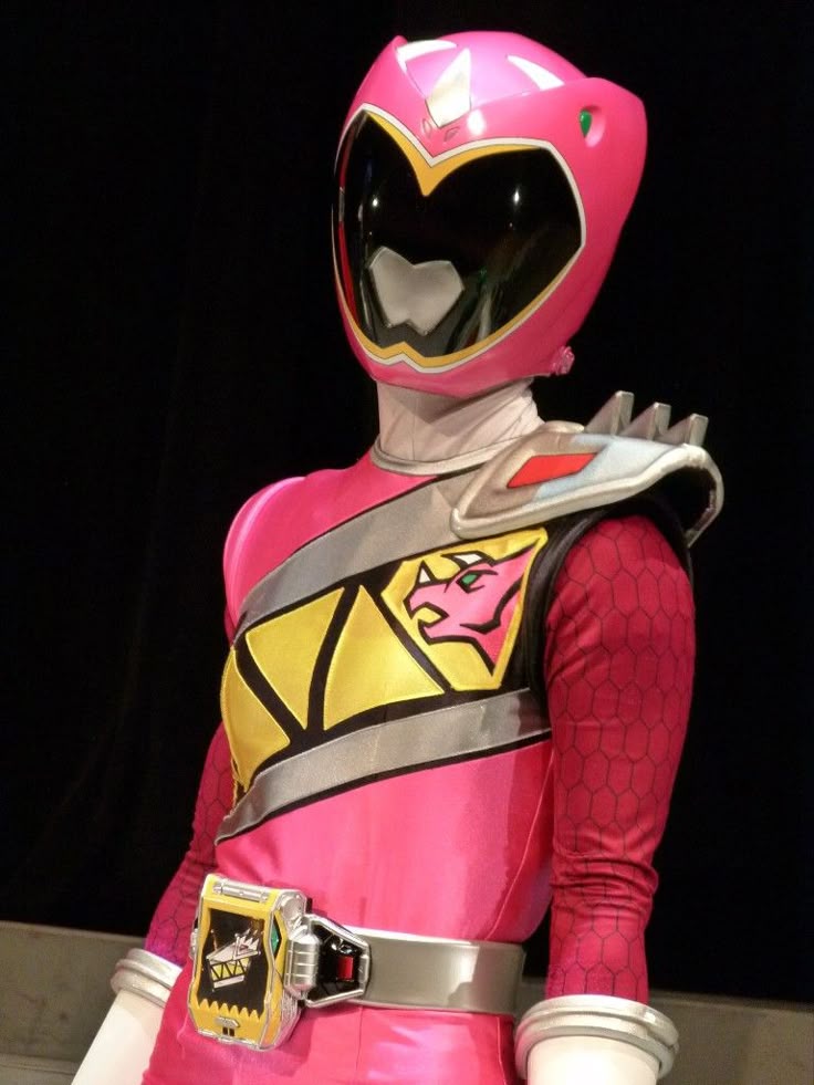 Siêu Nhân Khủng Long 18