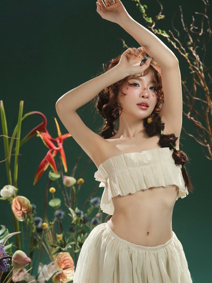 Ngọc Kem bikini 17